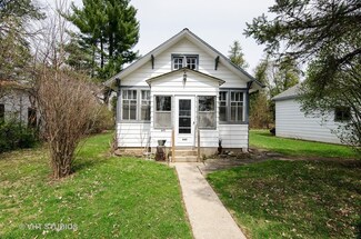 645 Rawson Bridge Rd, Cary, IL 60013