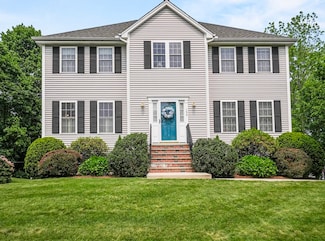 155 Burlington St, Woburn, MA 01801