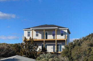 5504 Emerald Dr, Emerald Isle, NC 28594