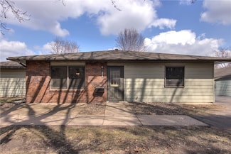 3217 Garner St Unit 4, Eau Claire, WI 54701