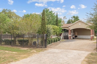 16320 Summit Oaks Dr, Conroe, TX 77303