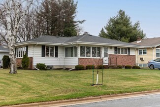 5112 & 5114 Schofield St, Monona, WI 53716