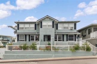 2468 Silverstrand Ave, Hermosa Beach, CA 90254