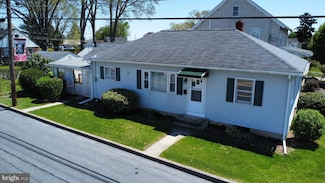 1097 7th St, Catasauqua, PA 18032