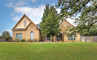 100 Overton Ridge Cir, Weatherford, TX 76088