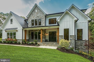 10801 Mason Hunt Ct, Reston, VA 20190