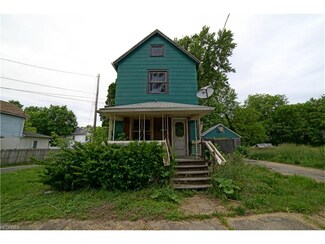 1370 Grandview Ave, Youngstown, OH 44506