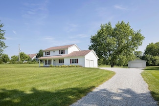 6704 Blacks Rd SW, Pataskala, OH 43062