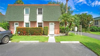 600 Valley Stream Dr Unit I, Naples, FL 34113