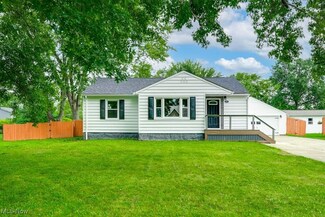 4215 Tonsing Dr, Ravenna, OH 44266