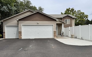 307 Hayden Lake Rd W, Champlin, MN 55316