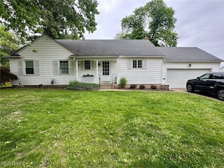 414 Hillcrest Dr, Ashland, OH 44805