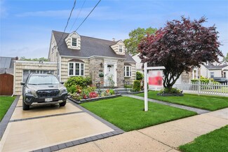 624 Westminster Rd, North Baldwin, NY 11510