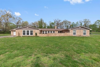 185 Garnett Ln, Cape Girardeau, MO 63701
