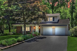 25 Gregory Dr, Goshen, NY 10924