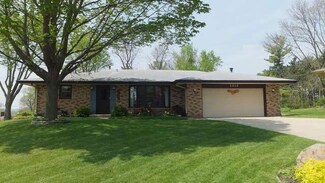 3818 Cass Ct, Rockford, IL 61114