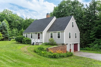 656 Sanborn Rd, Sanbornton, NH 03269