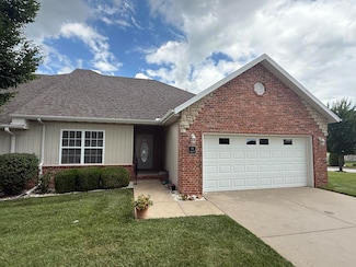 1352 N Sandy Creek Cir Unit 3, Nixa, MO 65714