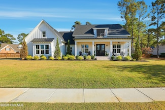 1013 Greymoss Ln, Leland, NC 28451