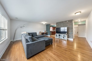 29 E Price St Unit 4, Linden, NJ 07036