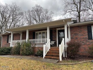 8512 Reedy Creek Rd, Bristol, VA 24202