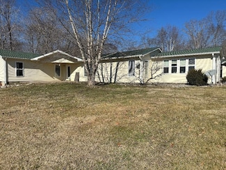 10989 Beaver Dam Rd, Caneyville, KY 42721
