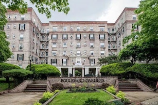 56-07 31st Ave Unit 5, Woodside, NY 11377