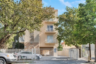 1349 SW 3rd St Unit 4, Miami, FL 33135
