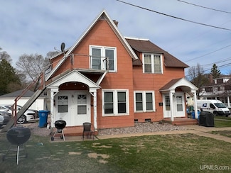 323 N Front St, Marquette, MI 49855