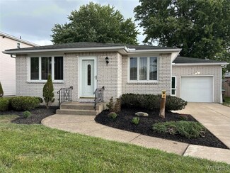 63 Cromwell Dr, Depew, NY 14043