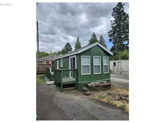 7120 NE Lombard St Unit 2, Portland, OR 97218