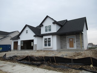 1235 Violet St, Oconomowoc, WI 53066