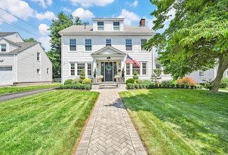 1676 Boulevard, West Hartford, CT 06107