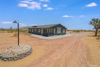 1001 Gibralter Rd, Landers, CA 92285