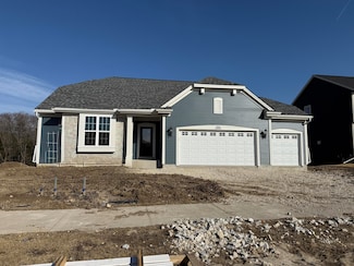 N174W20590 Laurel Springs Cir, Jackson, WI 53037
