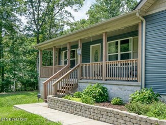 6819 Topez Dr, Crossville, TN 38572