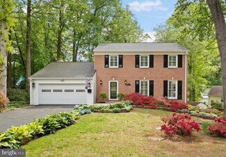 8707 Nero St, Annandale, VA 22003