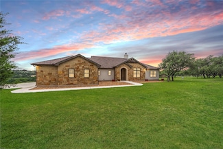 328 E Distant View Dr, Fredericksburg, TX 78624