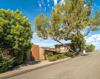 1387 Casiano Rd, Los Angeles, CA 90049