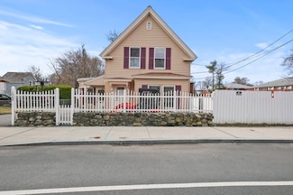 1960 Middlesex St, Lowell, MA 01851