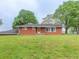 9469 County Road 461, Savannah, MO 64485