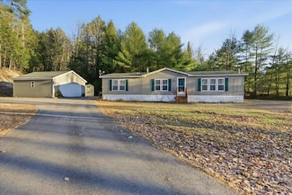 450 Millett Rd, Minot, ME 04258