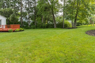 18 Wellwood Rd, Portland, ME 04103