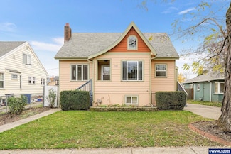 562 21st St NE, Salem, OR 97301