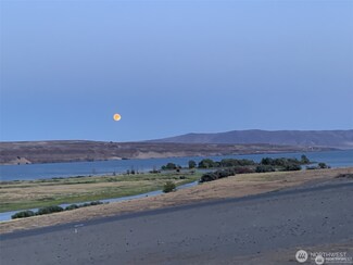 240 Basin Pointe Loop, Vantage, WA 98950