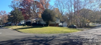 5745 Southampton Rd, Charlotte, NC 28217