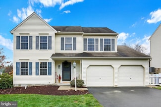 123 Graystone Dr, Hummelstown, PA 17036