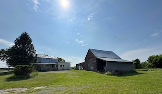 391 Gilbert Rd, Mooers, NY 12958
