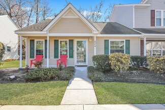 8048 Shadow Oak Dr, Charleston, SC 29406