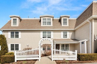 3 Pirmi Ln Unit 4, Gloucester, MA 01930